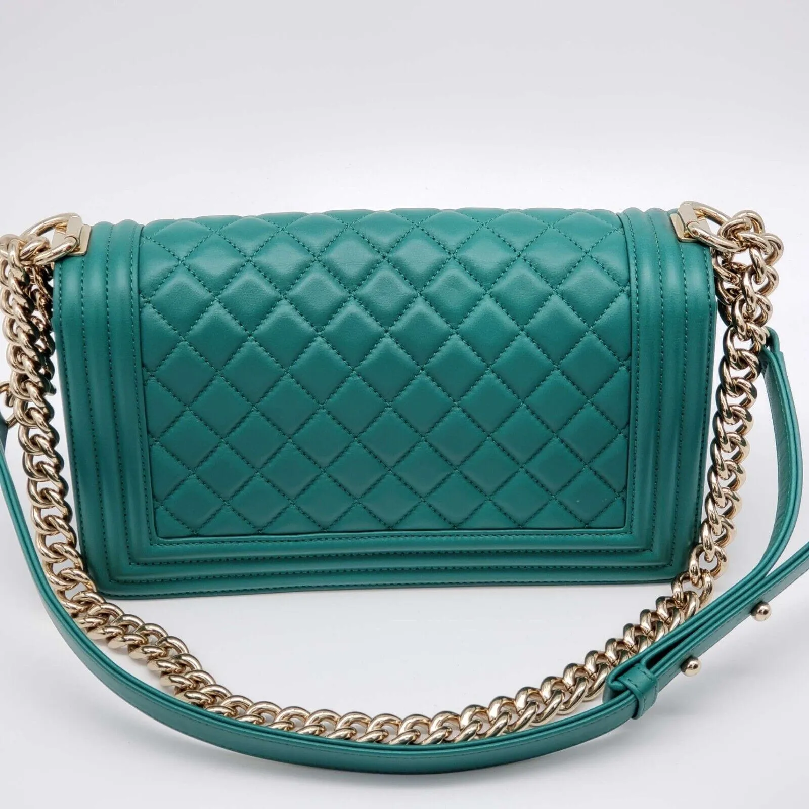 100% Authentic CHANEL Boy Green Leather Shoulder Bag 2650-080524