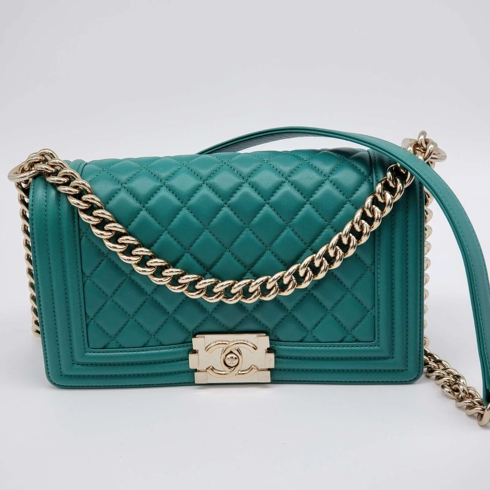 100% Authentic CHANEL Boy Green Leather Shoulder Bag 2650-080524