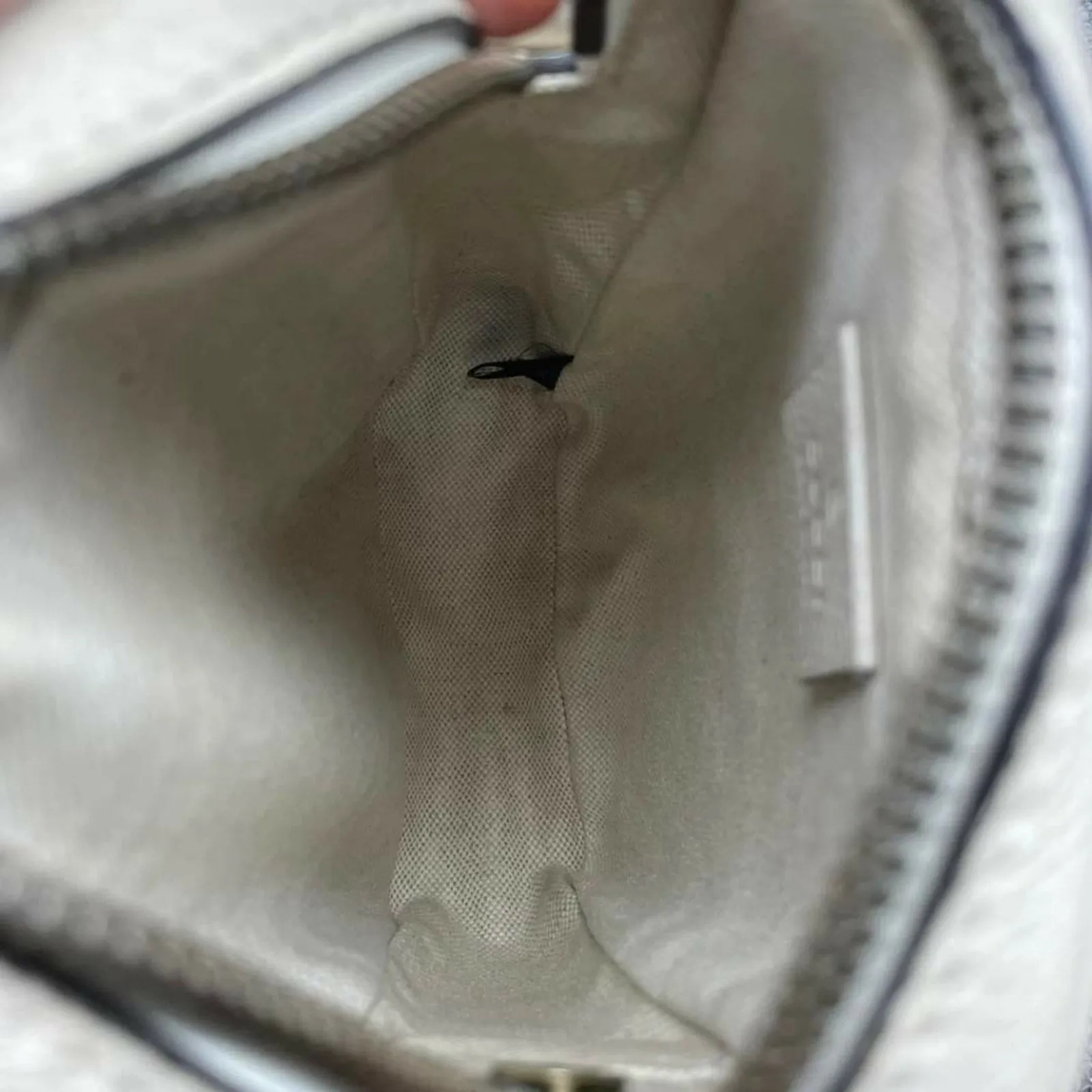 100% Authentic Gucci GG Leather Crossbody Bag
