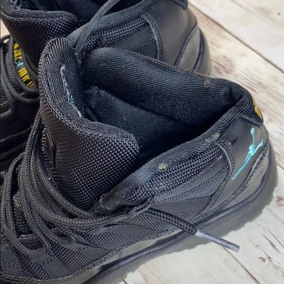 AIR JORDAN 11 RETRO BLACK GAMMA BLUE for boys size 13