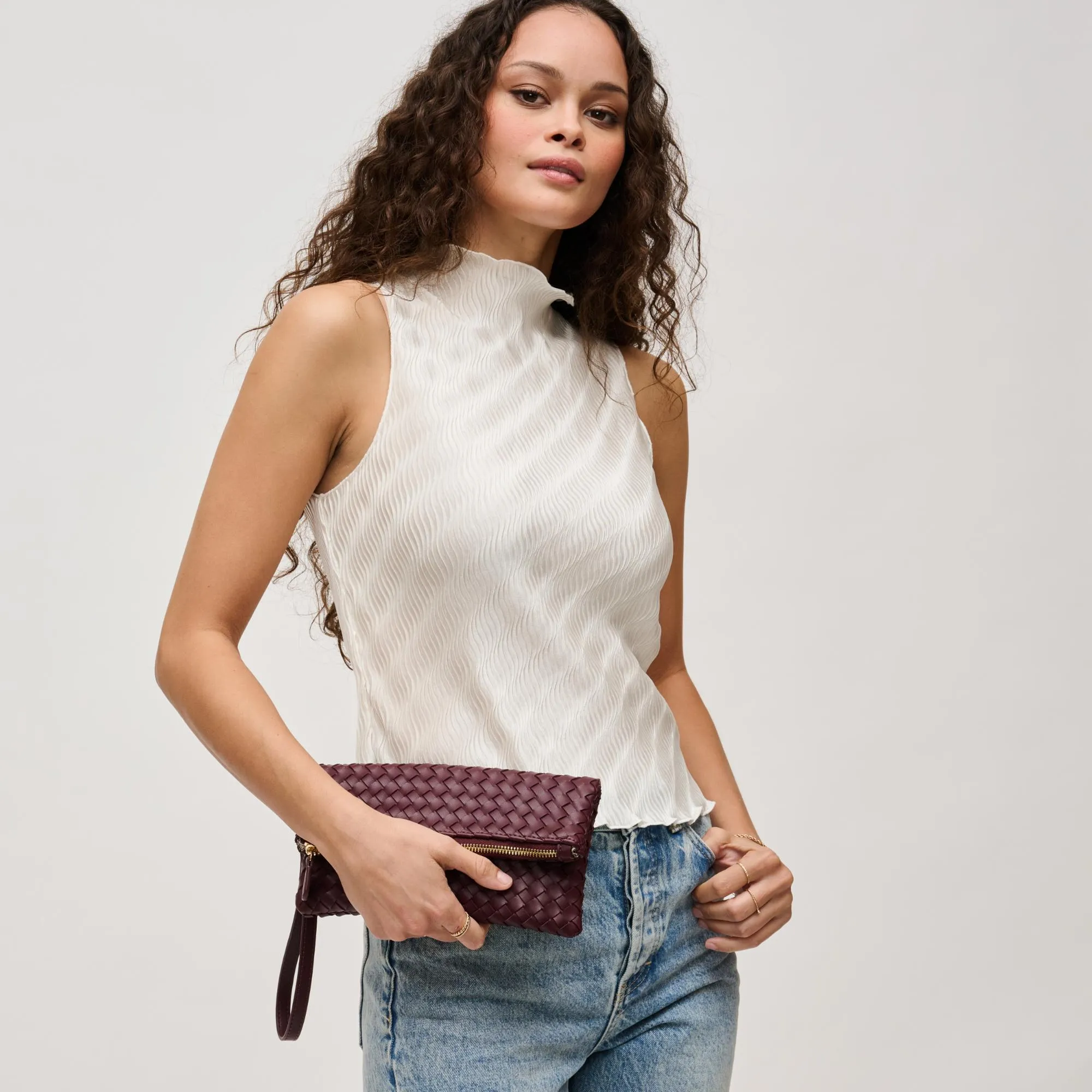 Aria Clutch