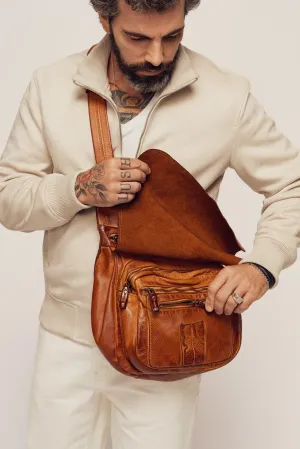 BAYSIDE84 Crossbody Saddle Bag - Cognac Mens