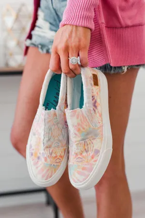 Blowfish Maddox Sneakers- Sandstone Skylight Tie dye