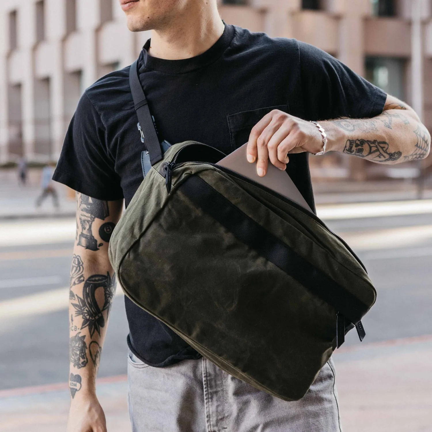 Canyon Crossbody Large - Slate Grey Waxed Canvas