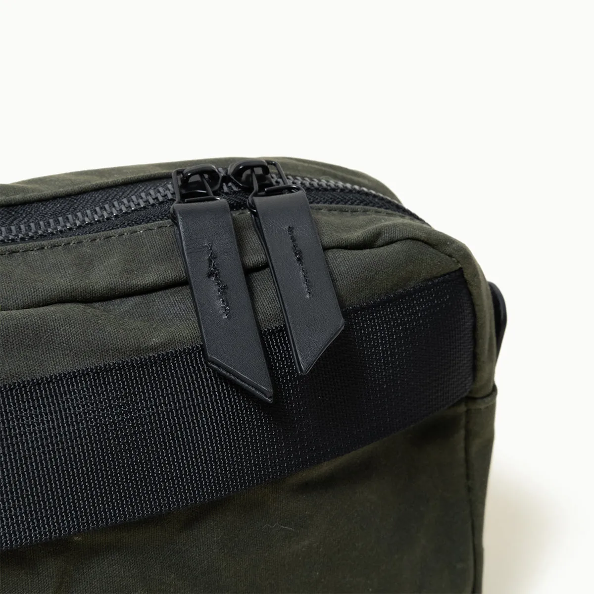 Canyon Crossbody Pack - Juniper Green (Waxed Canvas)