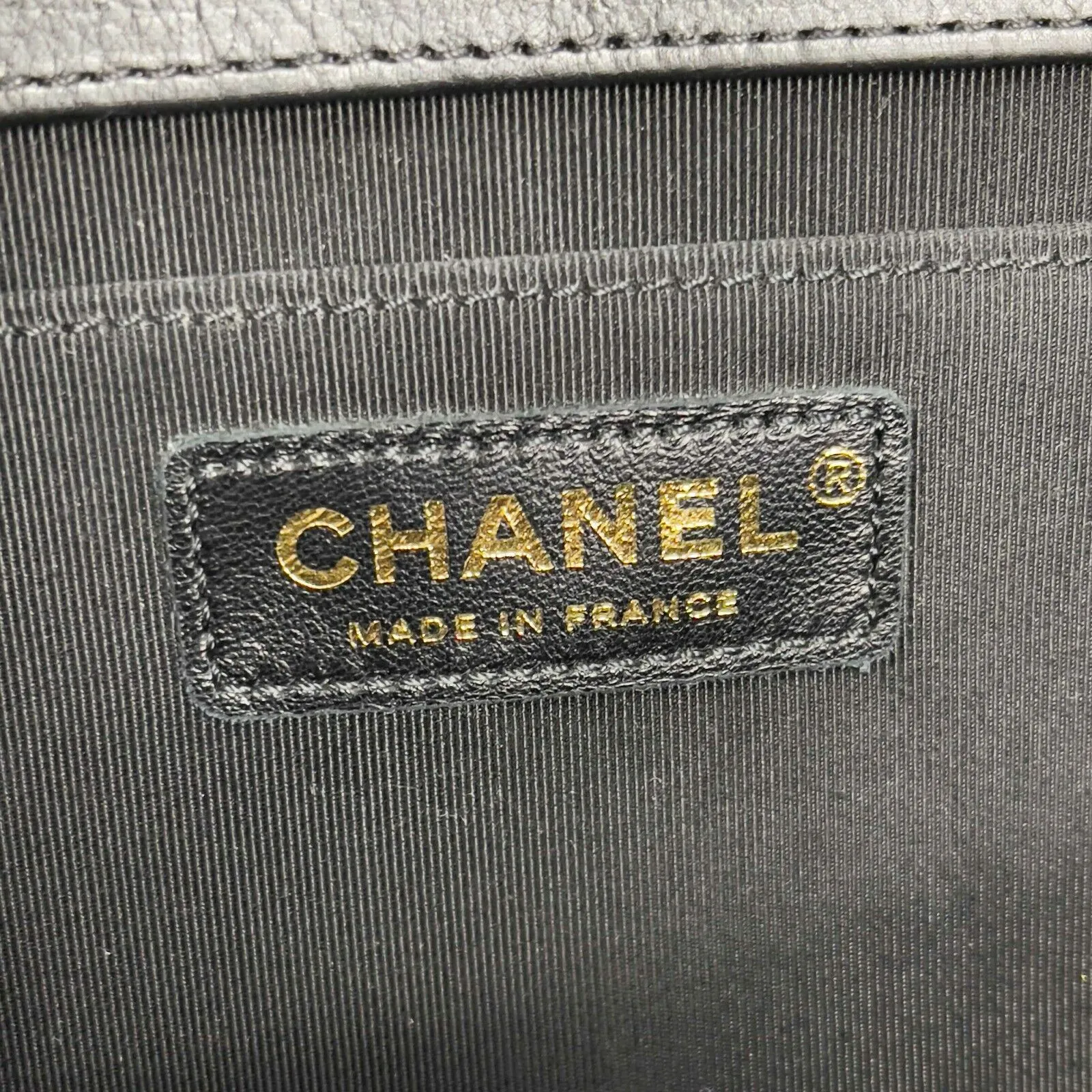 CHANEL - Black Quilted Diamond Flap - CC Calfskin 3 Ring Crossbody