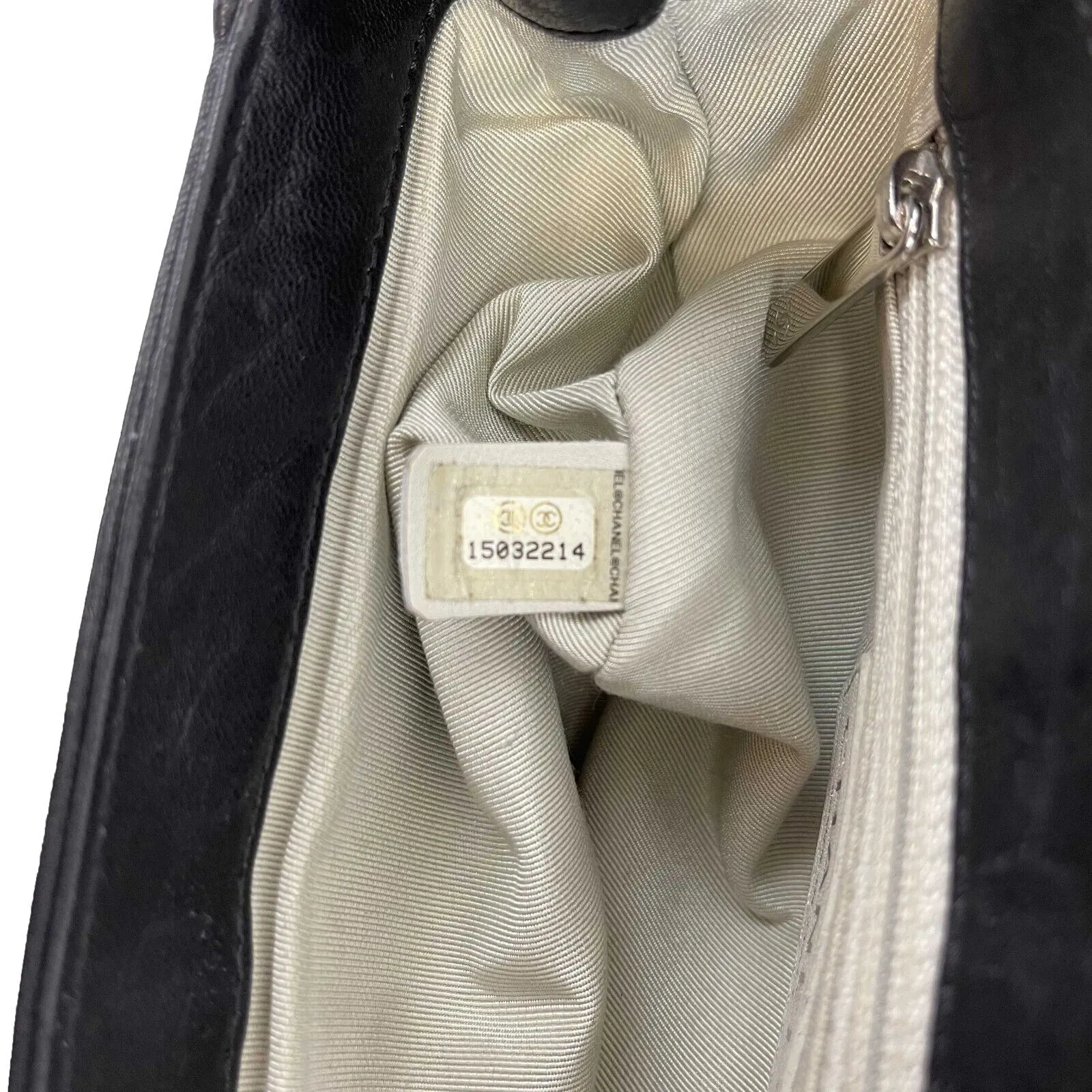 Chanel - Excellent - CC Washed Lambskin Quilted Chain Around Crossbody