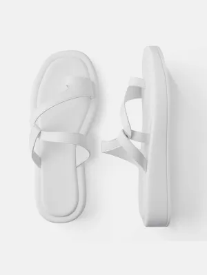 Criss-Cross Straps Flat Sandals
