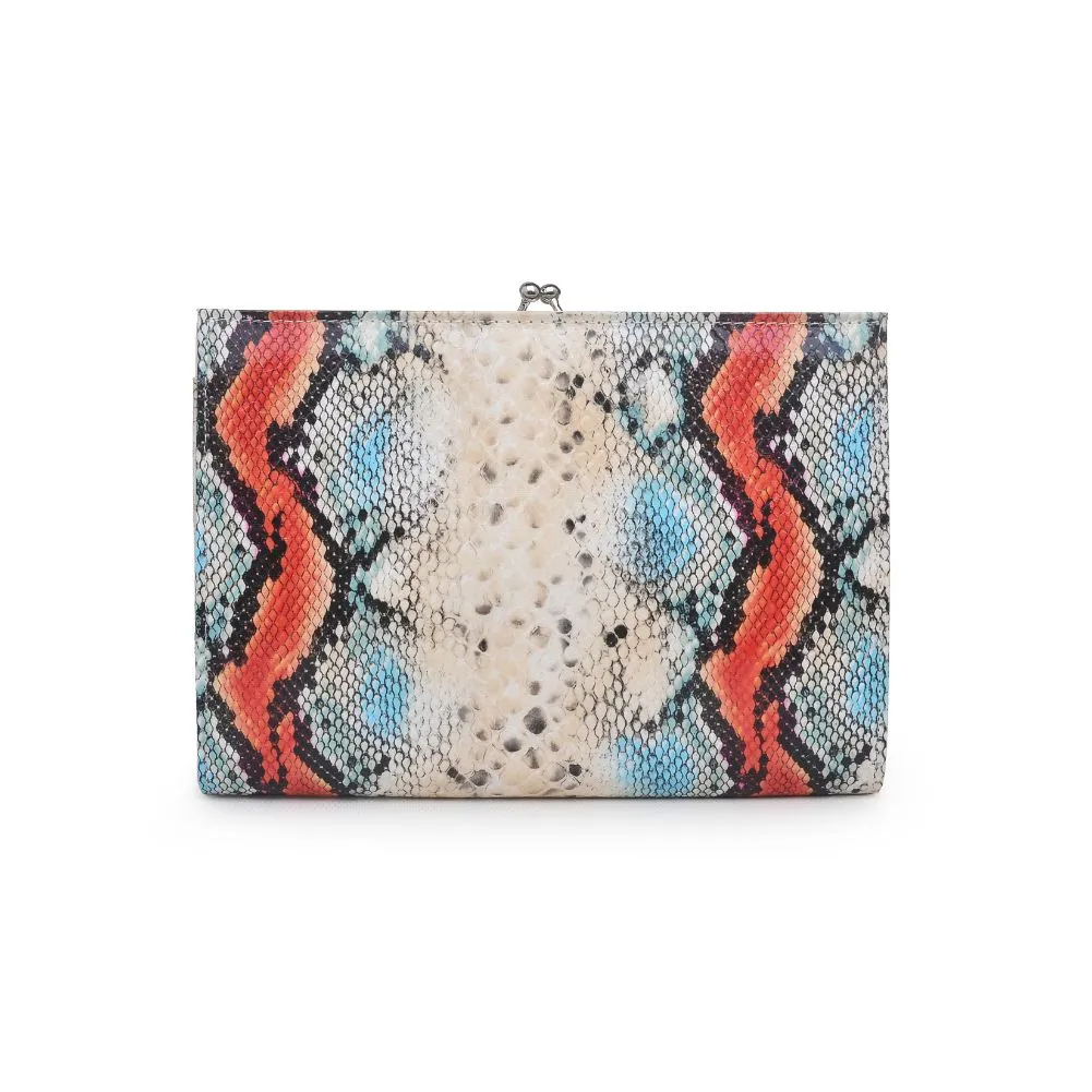 Desiree Clutch