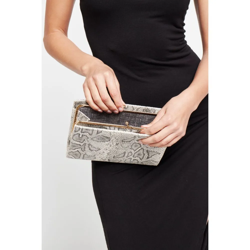 Desiree Clutch