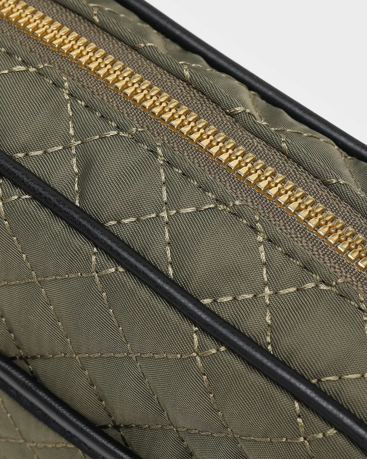 Diamond Stitch Messenger Bag in Green