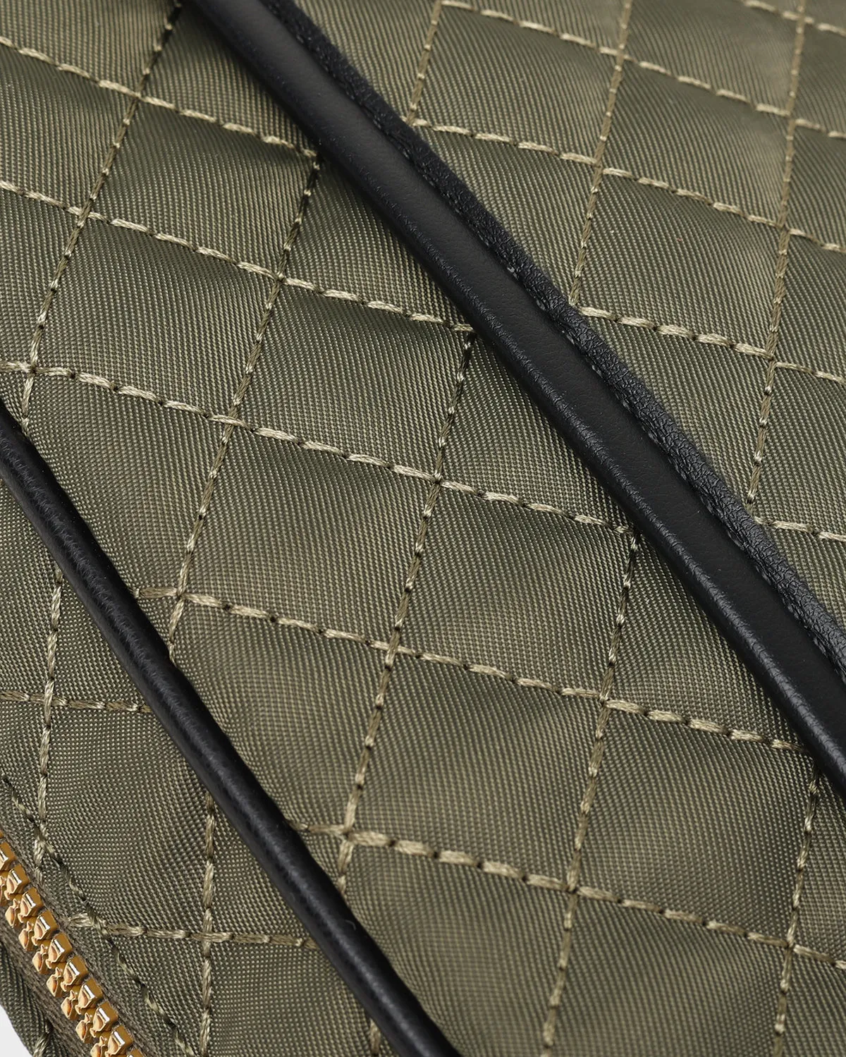 Diamond Stitch Messenger Bag in Green