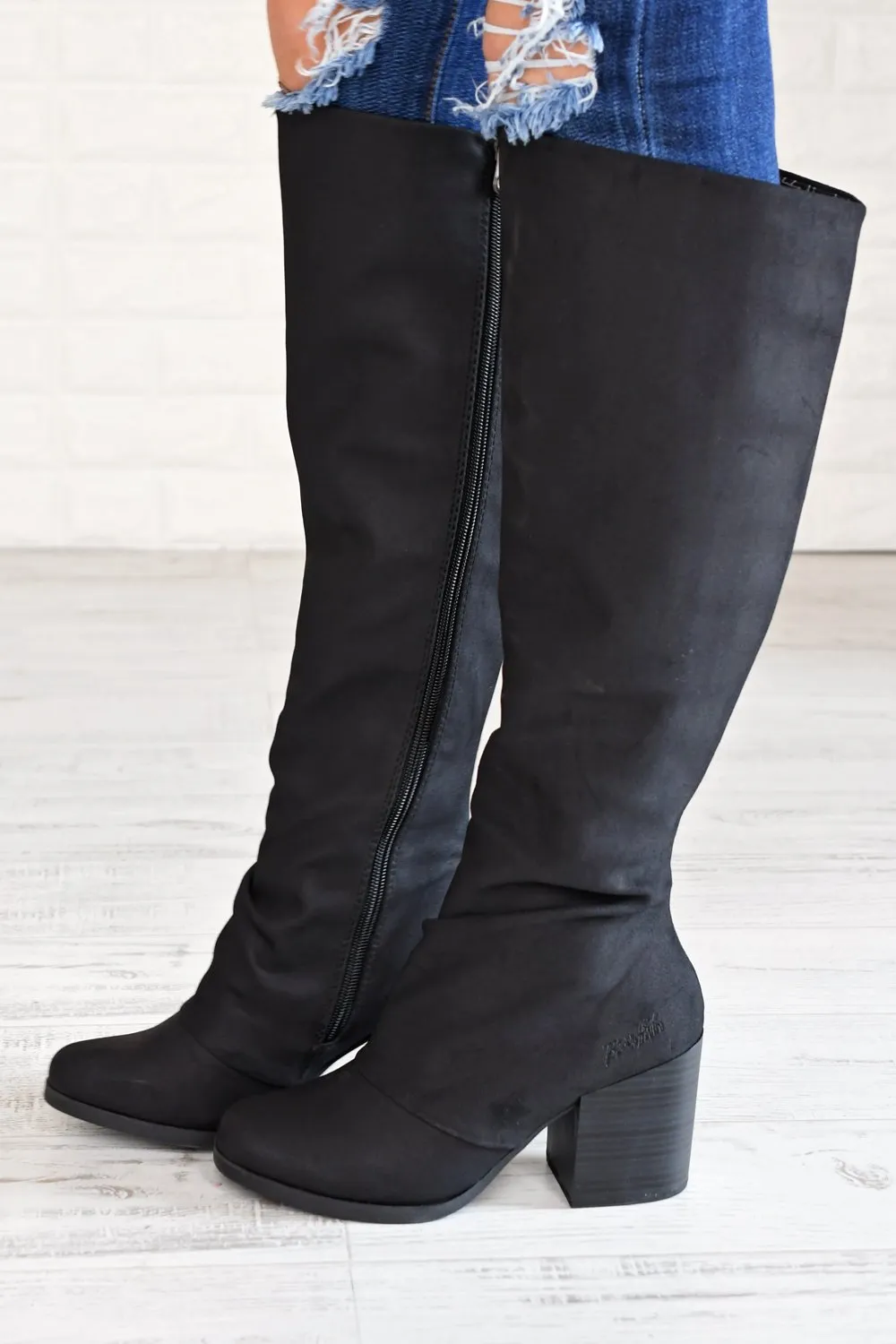 Dundee Boots ~ Black