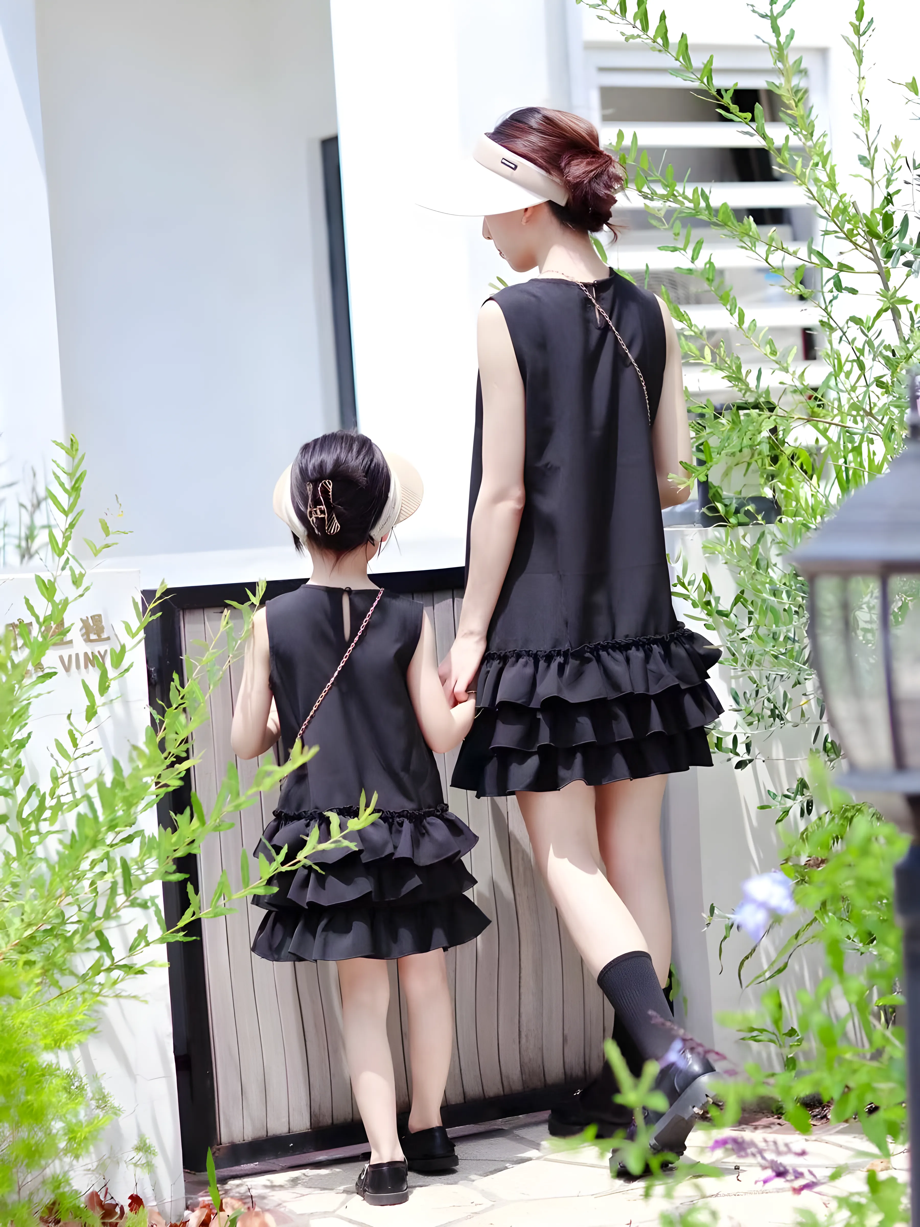 Elegant Black Ruffle Dress - Chic Sleeveless Layered Dress for Mother and Daughter, Perfect for Parties and Events