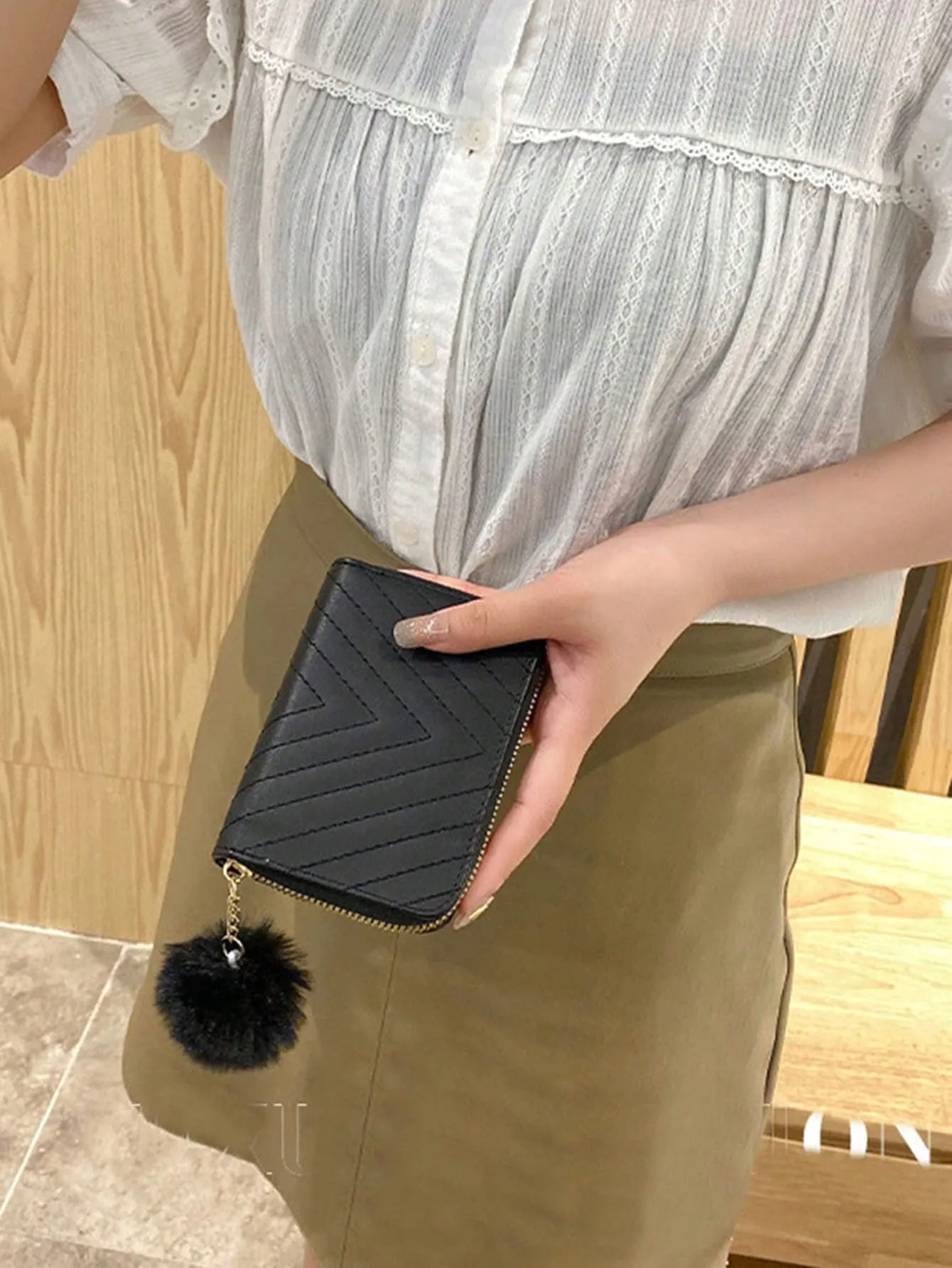 Embroidered Thread V-Shaped Wallet