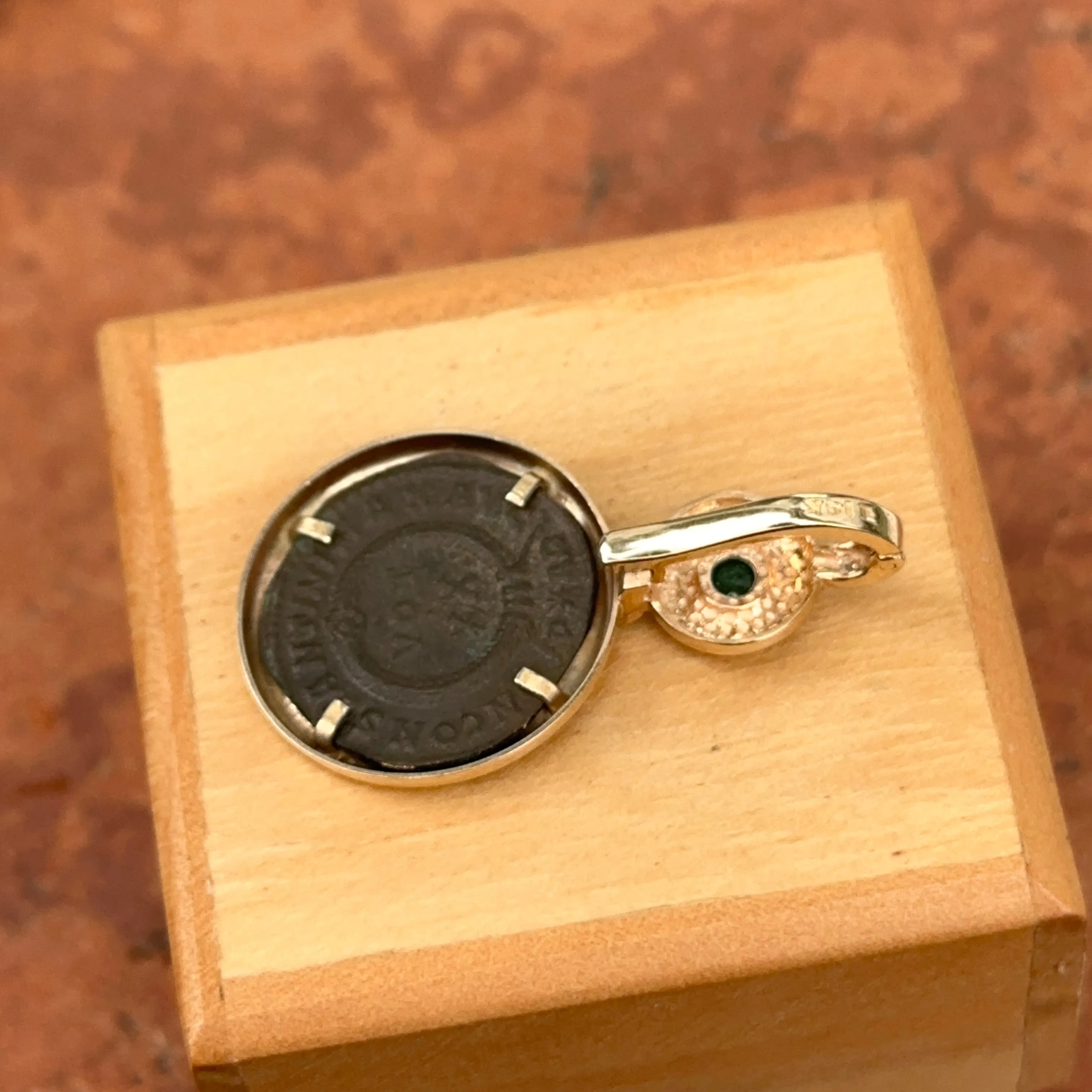 Estate 14KT Yellow Gold Emerald   Diamond Roman Coin Pendant