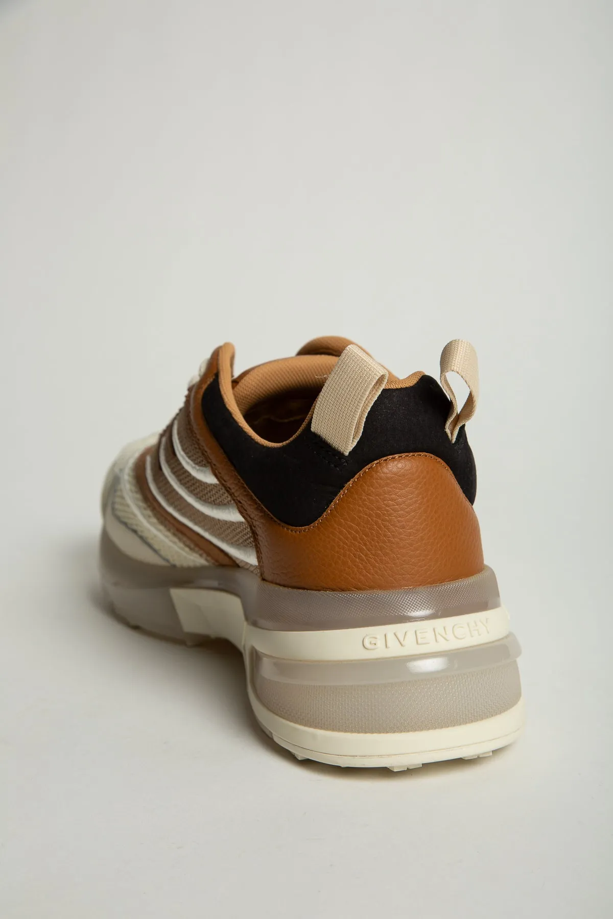 GIVENCHY | TAN GIV 1 RUNNERS