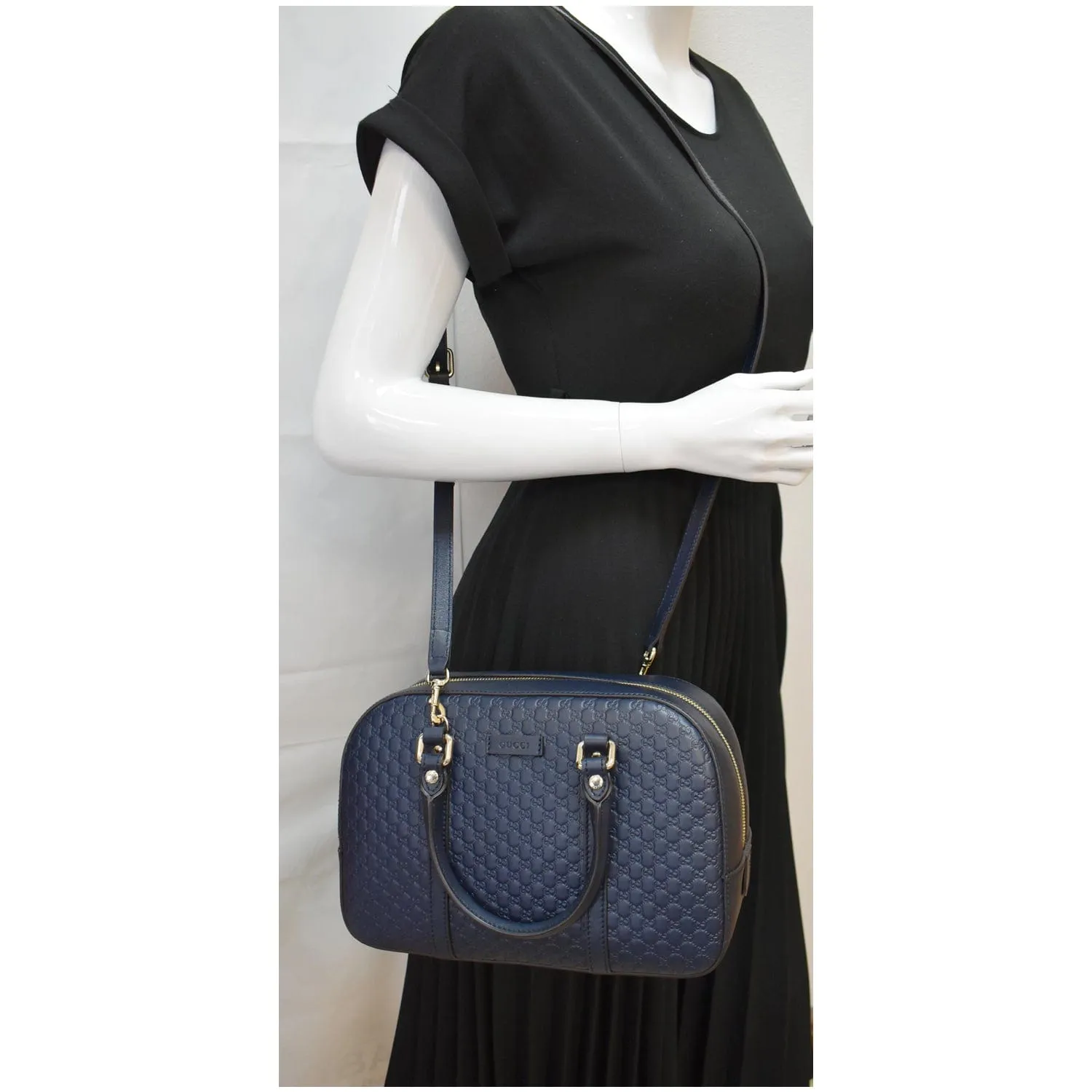GUCCI Small Microguccissima Leather Crossbody Bag Navy Blue 510286