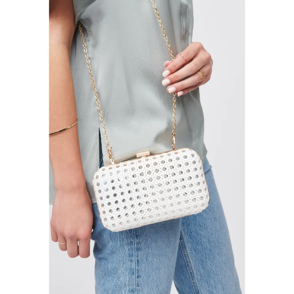 Itzel Minaudiere