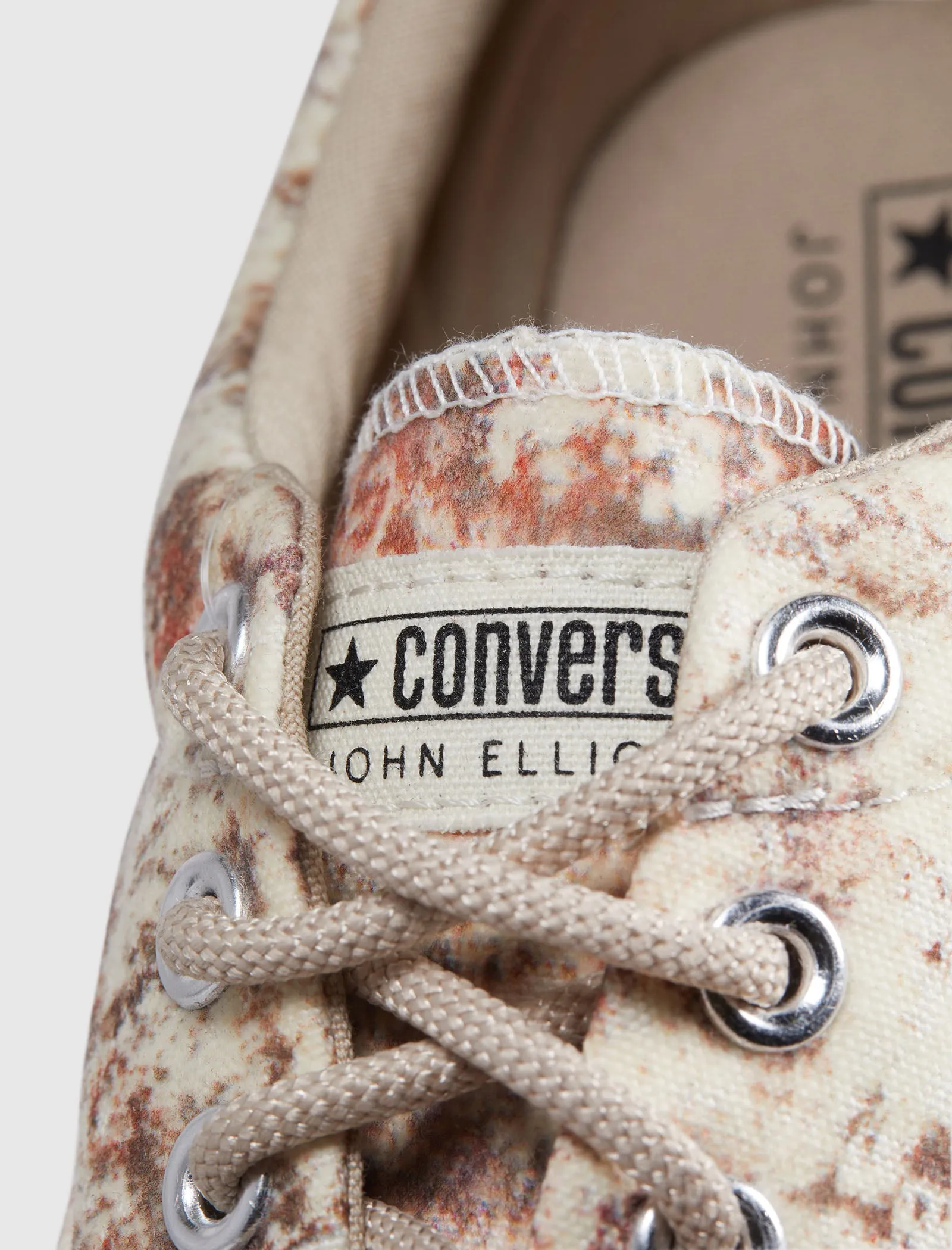 JOHN ELLIOT SKIDGRIP