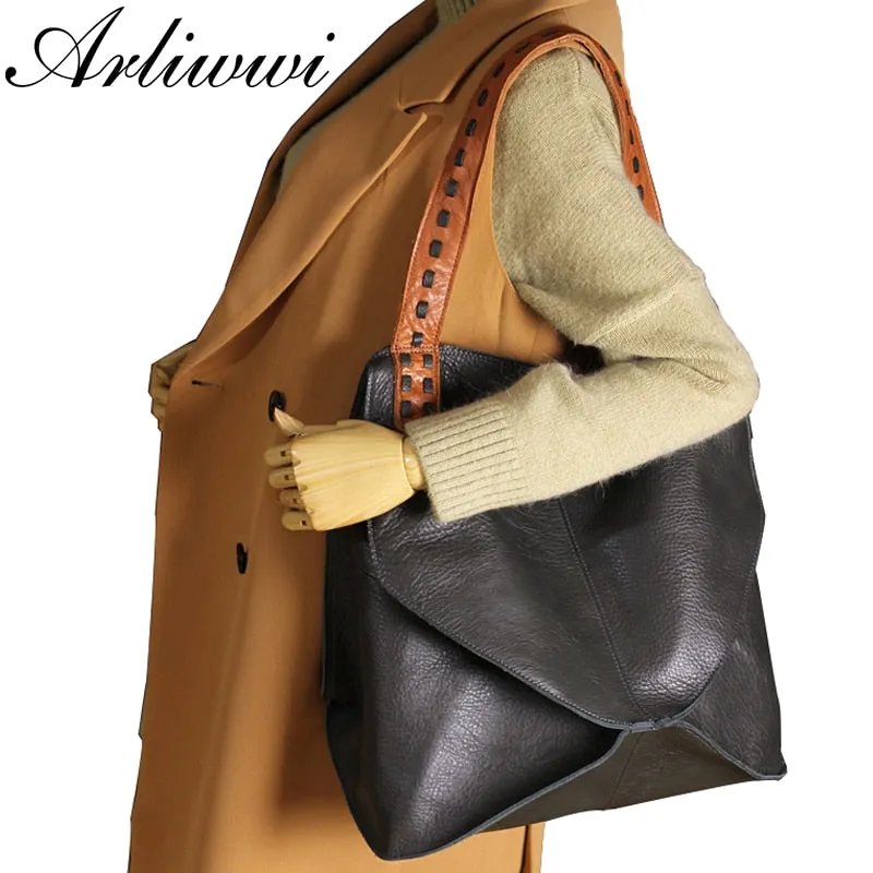 Large Capacity Fashionable Genuine Leather Sling Bag