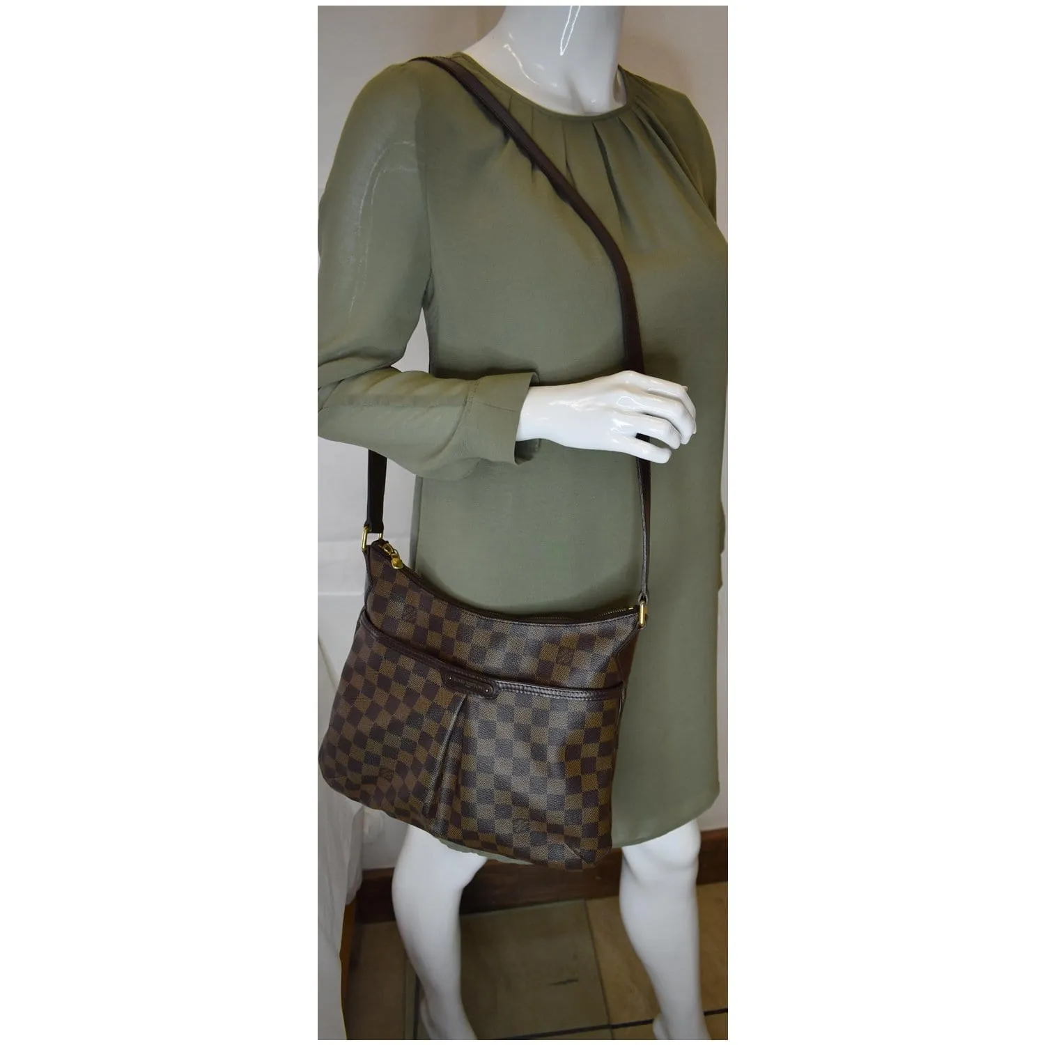 LOUIS VUITTON Bloomsbury PM Damier Ebene Crossbody Bag Brown