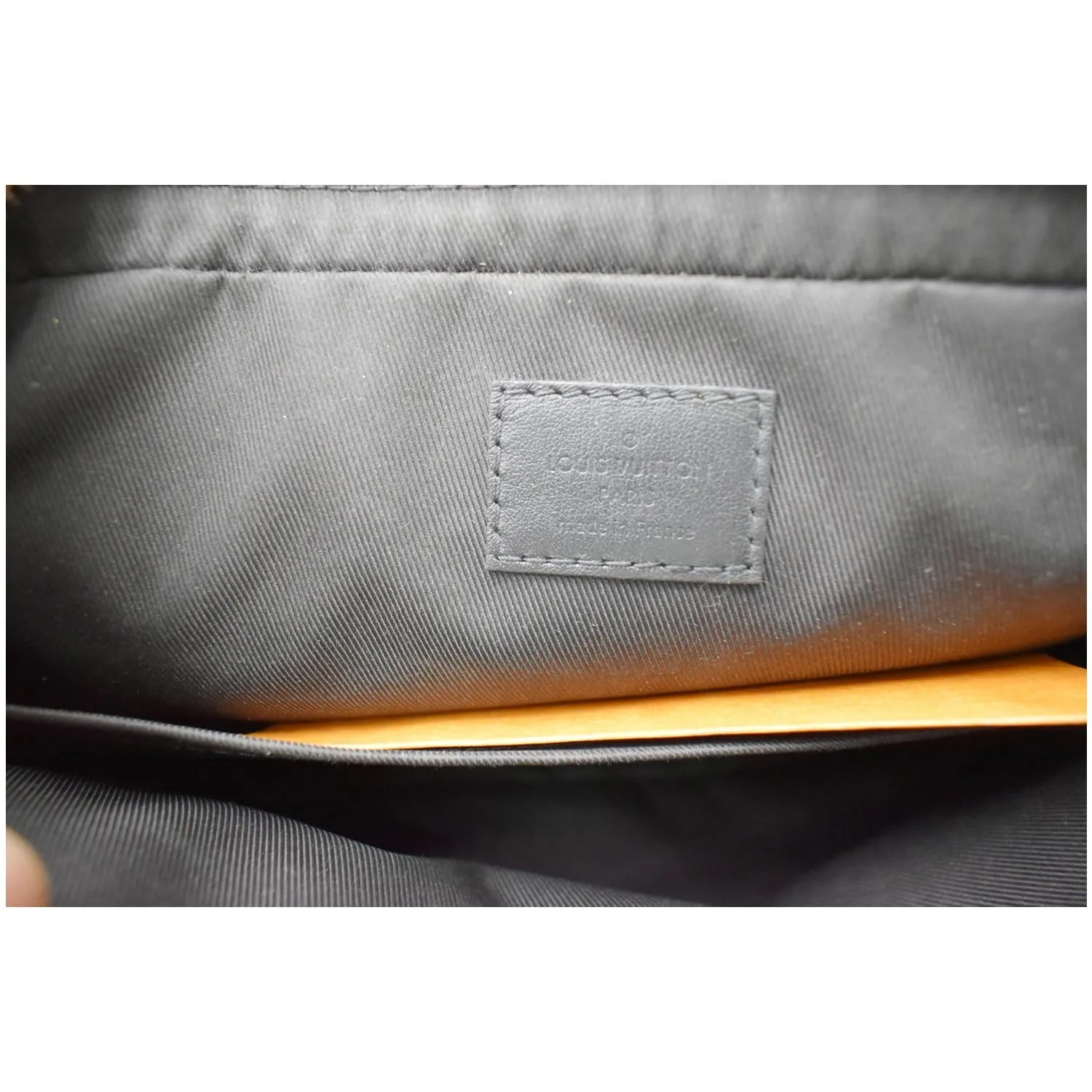 LOUIS VUITTON Duo Messenger Shadow Leather Crossbody Bag Black