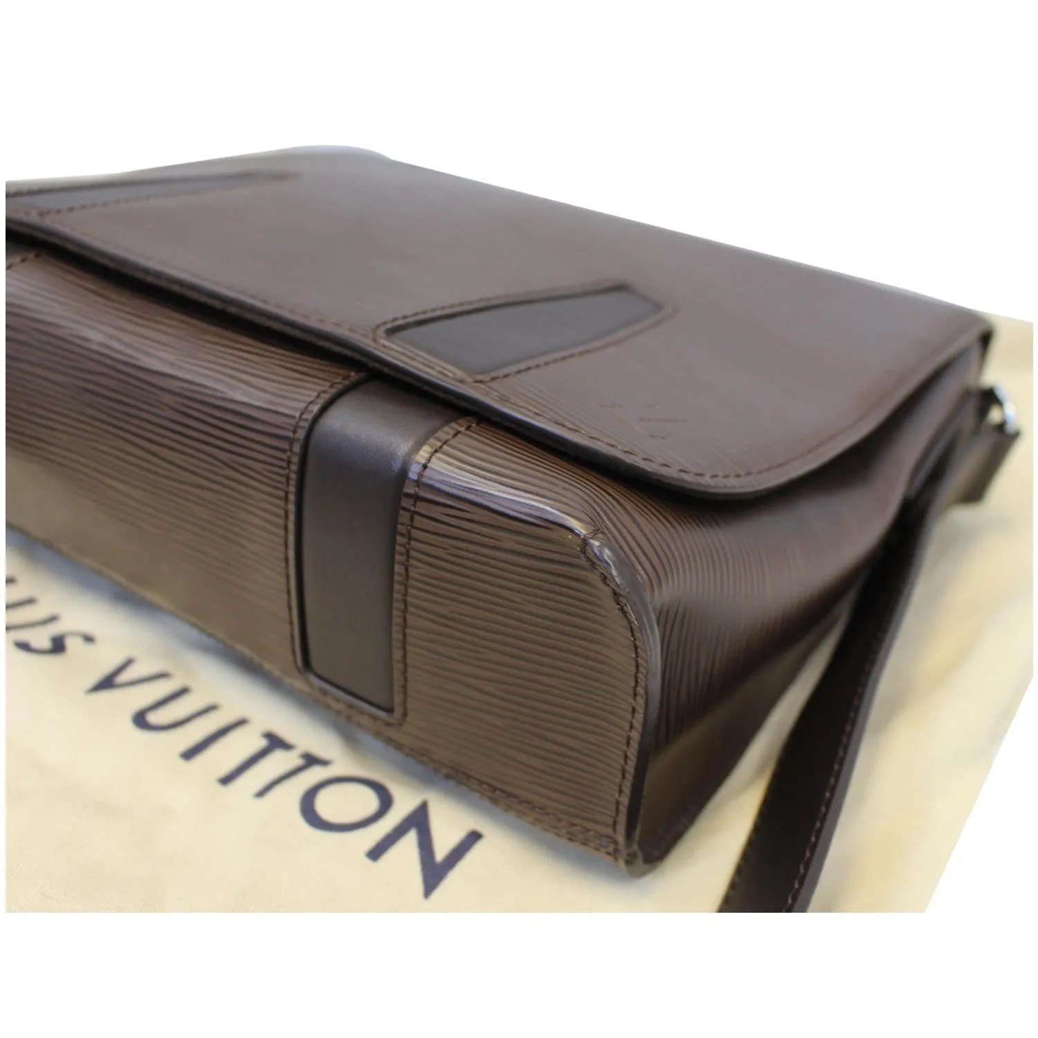 LOUIS VUITTON Harington PM Epi Leather Messenger Bag Brown