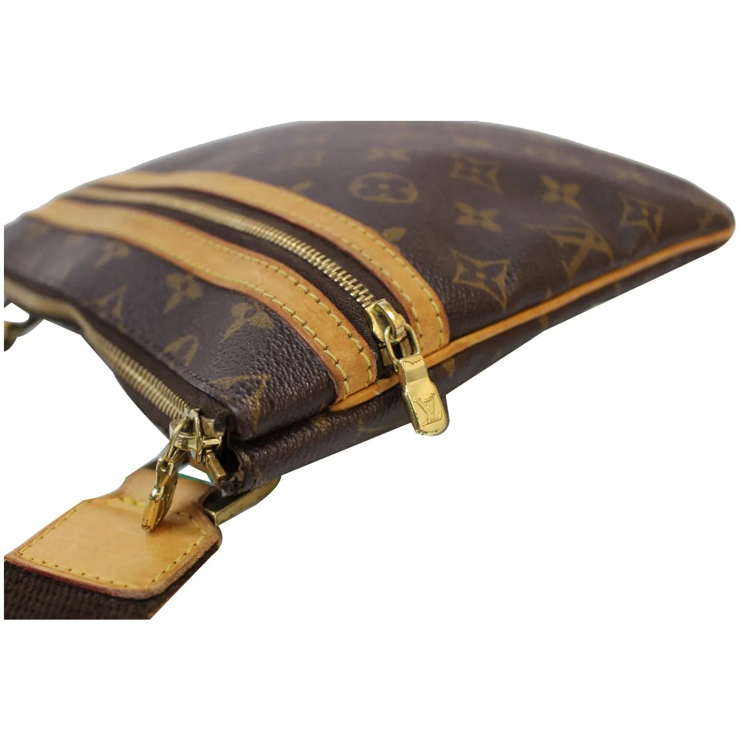 LOUIS VUITTON Pochette Bosphore Monogram Canvas Crossbody Bag Brown