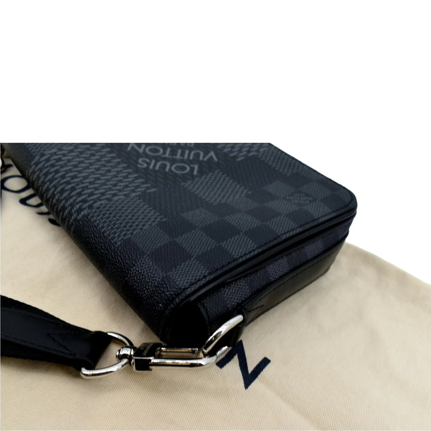 LOUIS VUITTON Studio Damier Graphite Messenger Bag Black