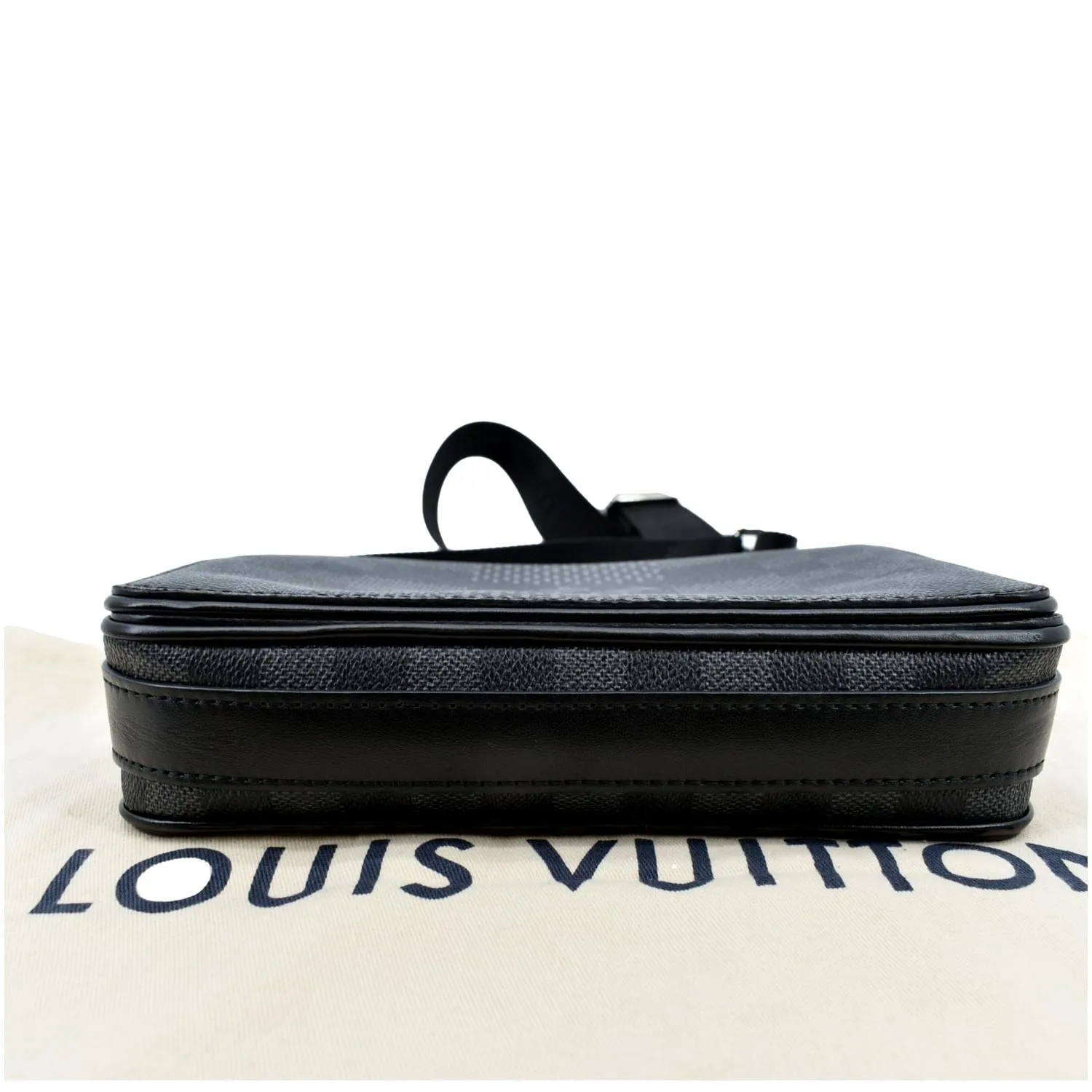LOUIS VUITTON Studio Damier Graphite Messenger Bag Black