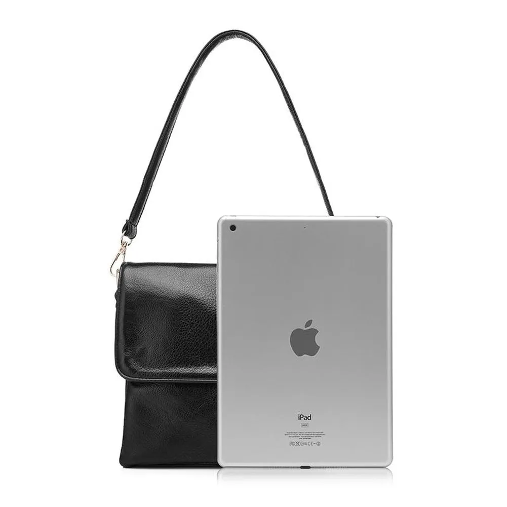 <bold>Messenger  / Shoulder Bag  <br>Vegan-Leather