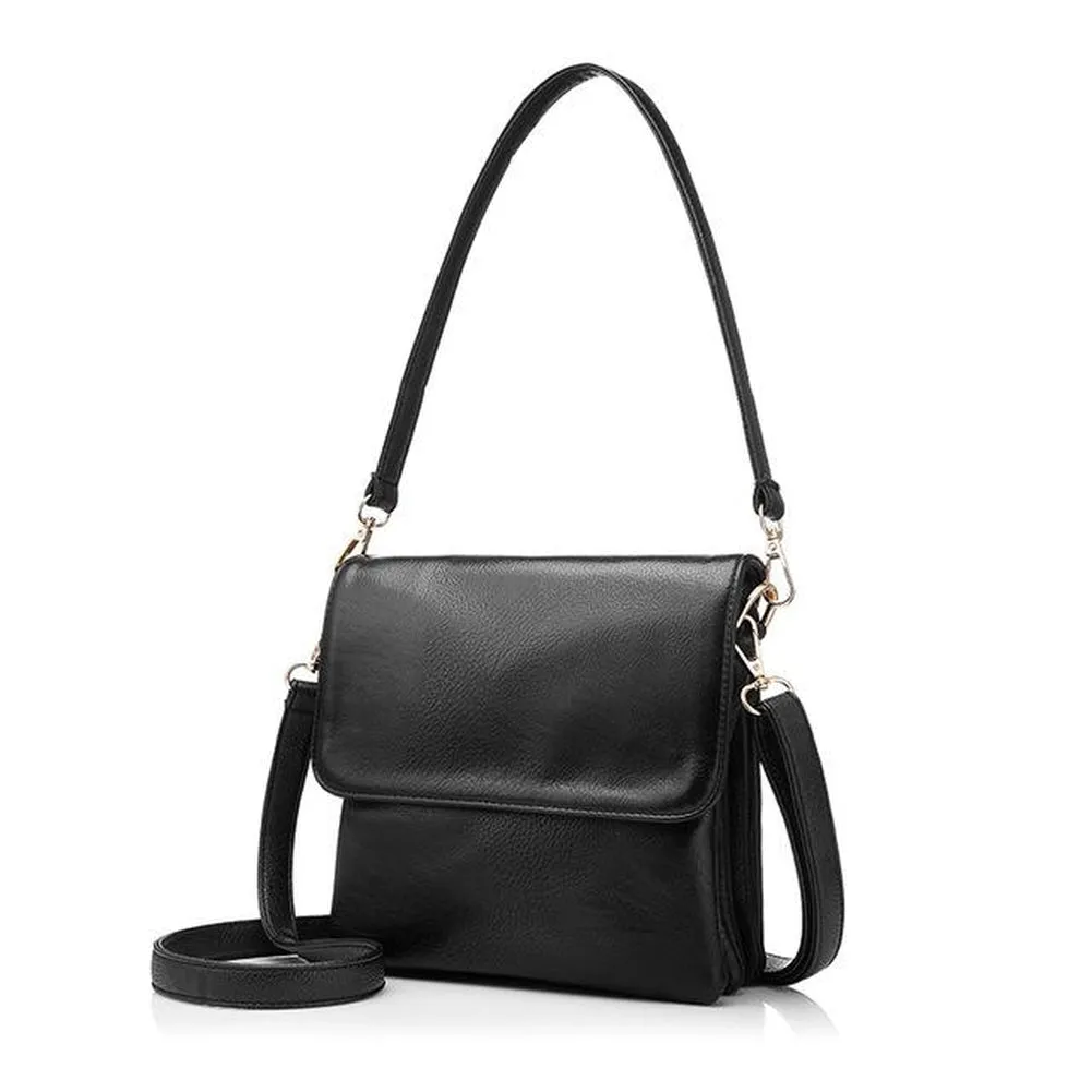 <bold>Messenger  / Shoulder Bag  <br>Vegan-Leather