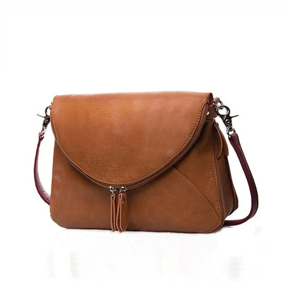 <bold>Messenger  / Shoulder Bag  <br>Vegan-Leather