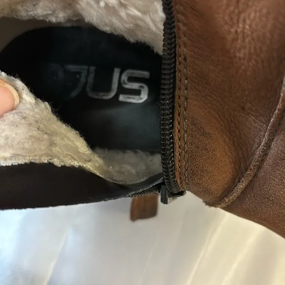 MJUS Tall cognac boots Sherpa lined