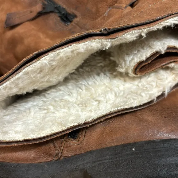 MJUS Tall cognac boots Sherpa lined