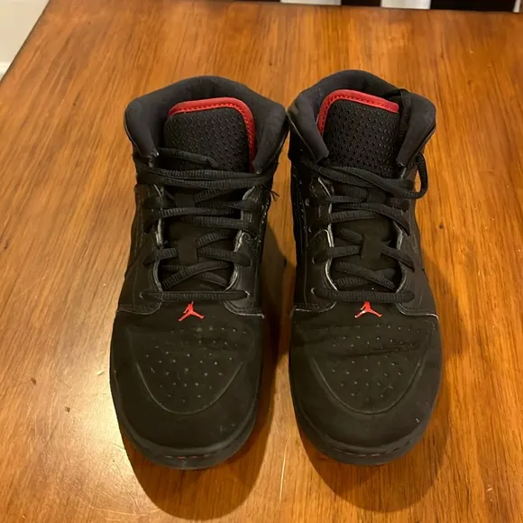 Nike Air Jordan 1 Retro 99 BG shoes sneakers Youth size 6Y Boys
