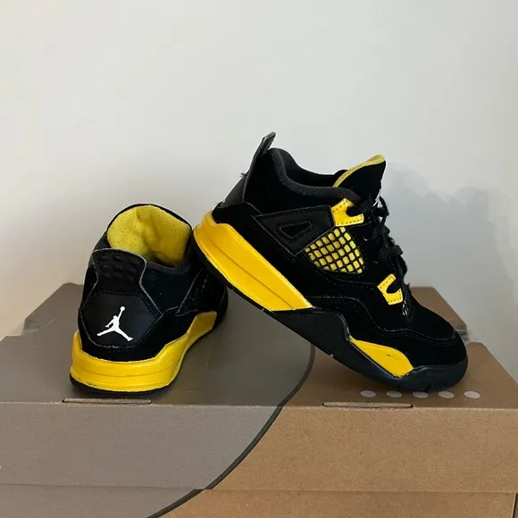 Nike Air Jordan 4 Retro Thunder Black Yellow Toddler Sneakers - Size 10 C