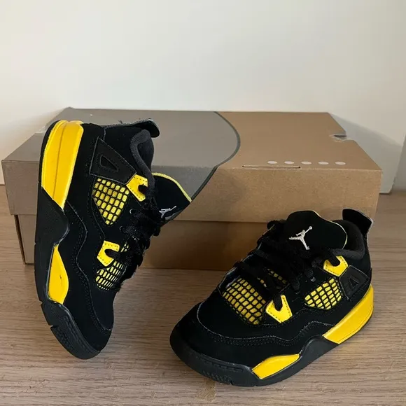 Nike Air Jordan 4 Retro Thunder Black Yellow Toddler Sneakers - Size 10 C