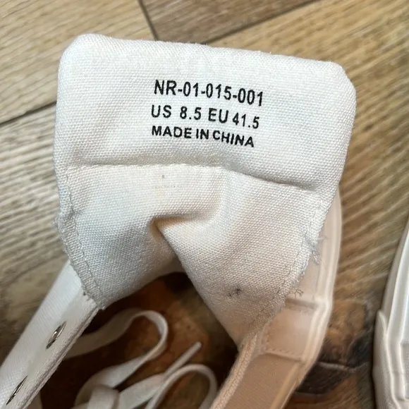 NWOB New Republic Bowery White Canvas Sneakers Size 8.5