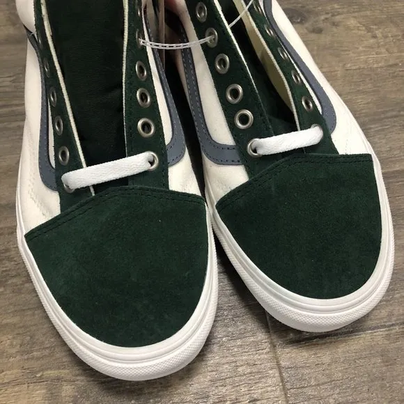 NWOB Vans‎ Old Skool Sneakers Men’s Size 8/ Women 9.5 Green/White Suede Canvas