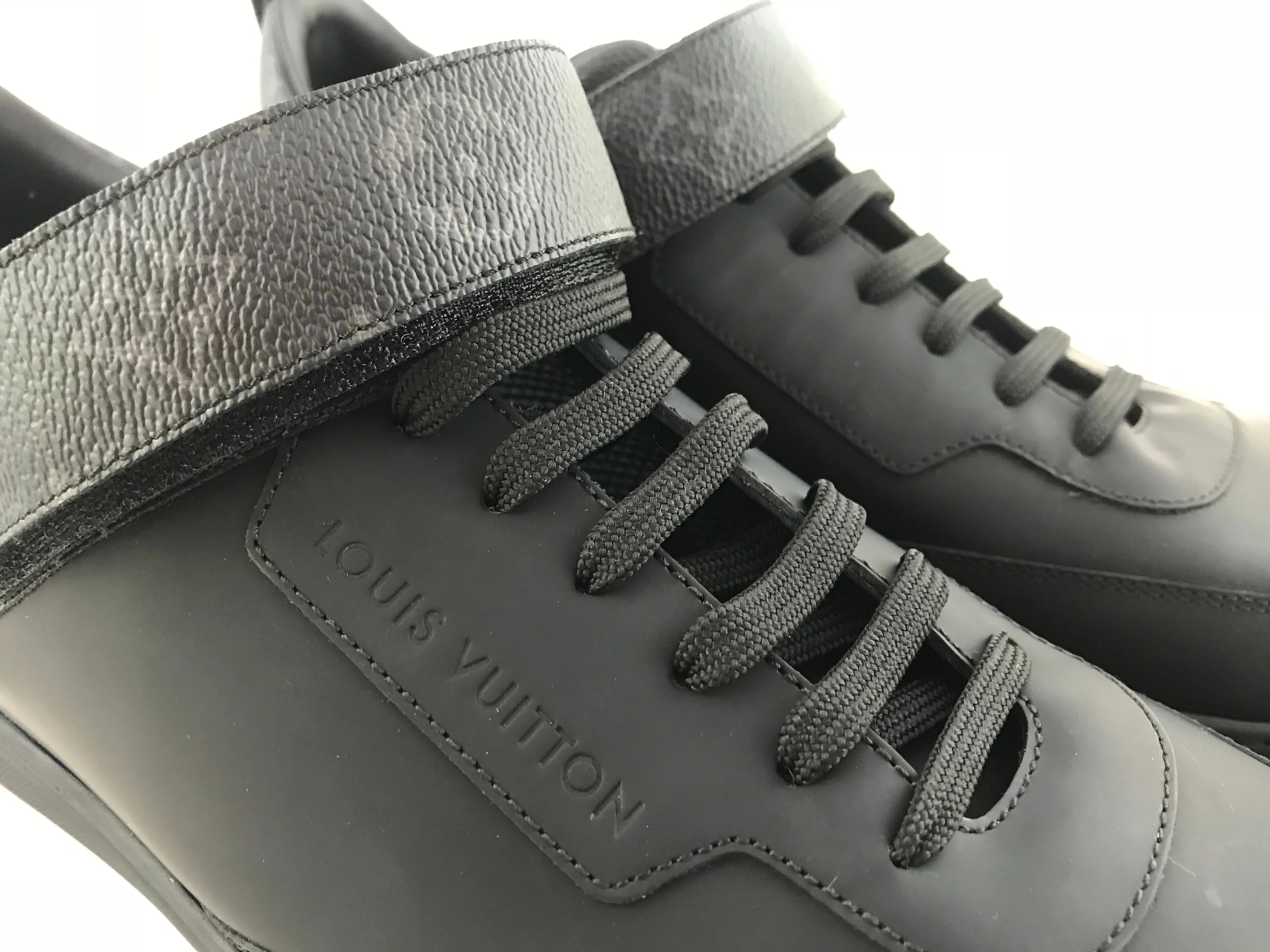 Passenger Sneaker