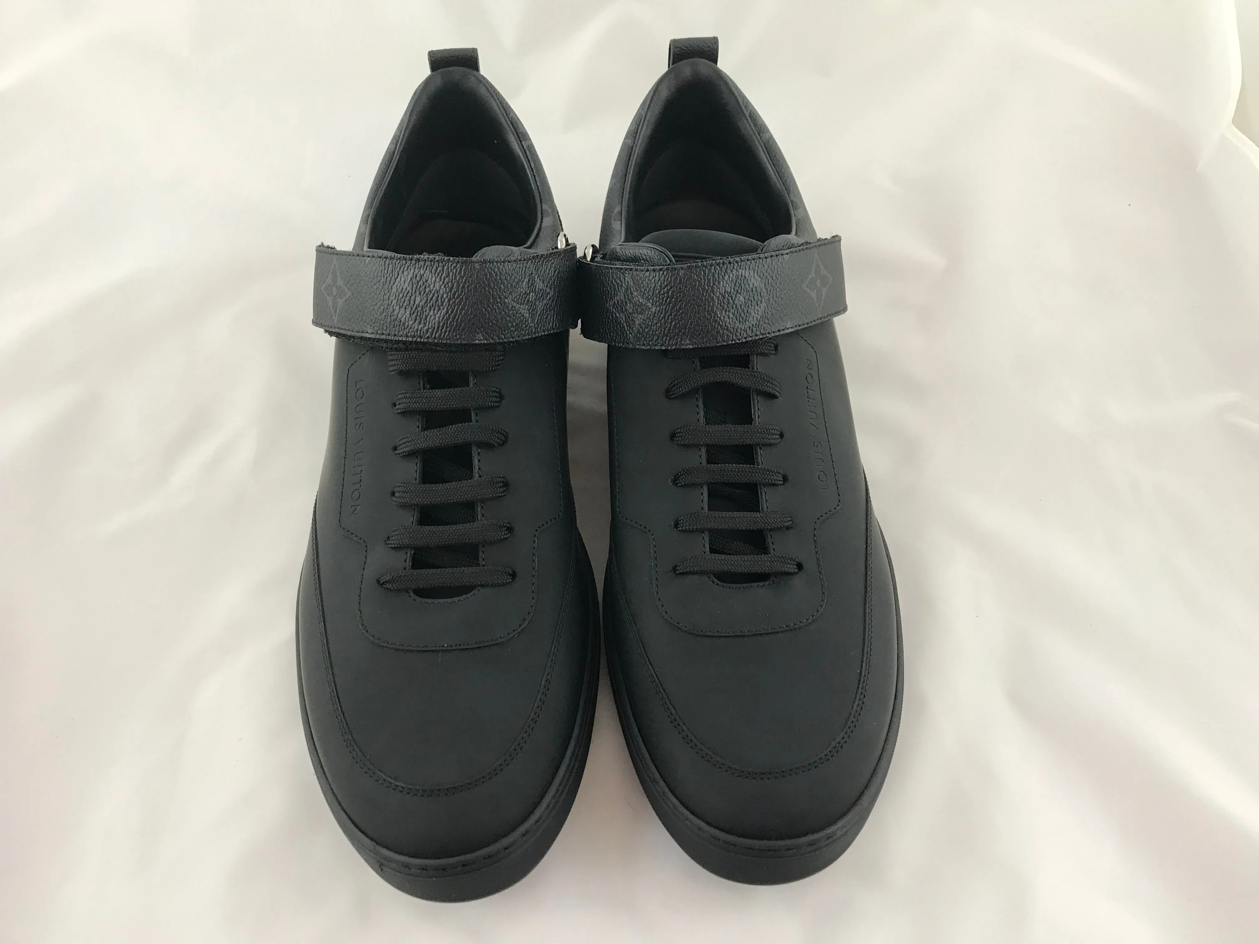 Passenger Sneaker