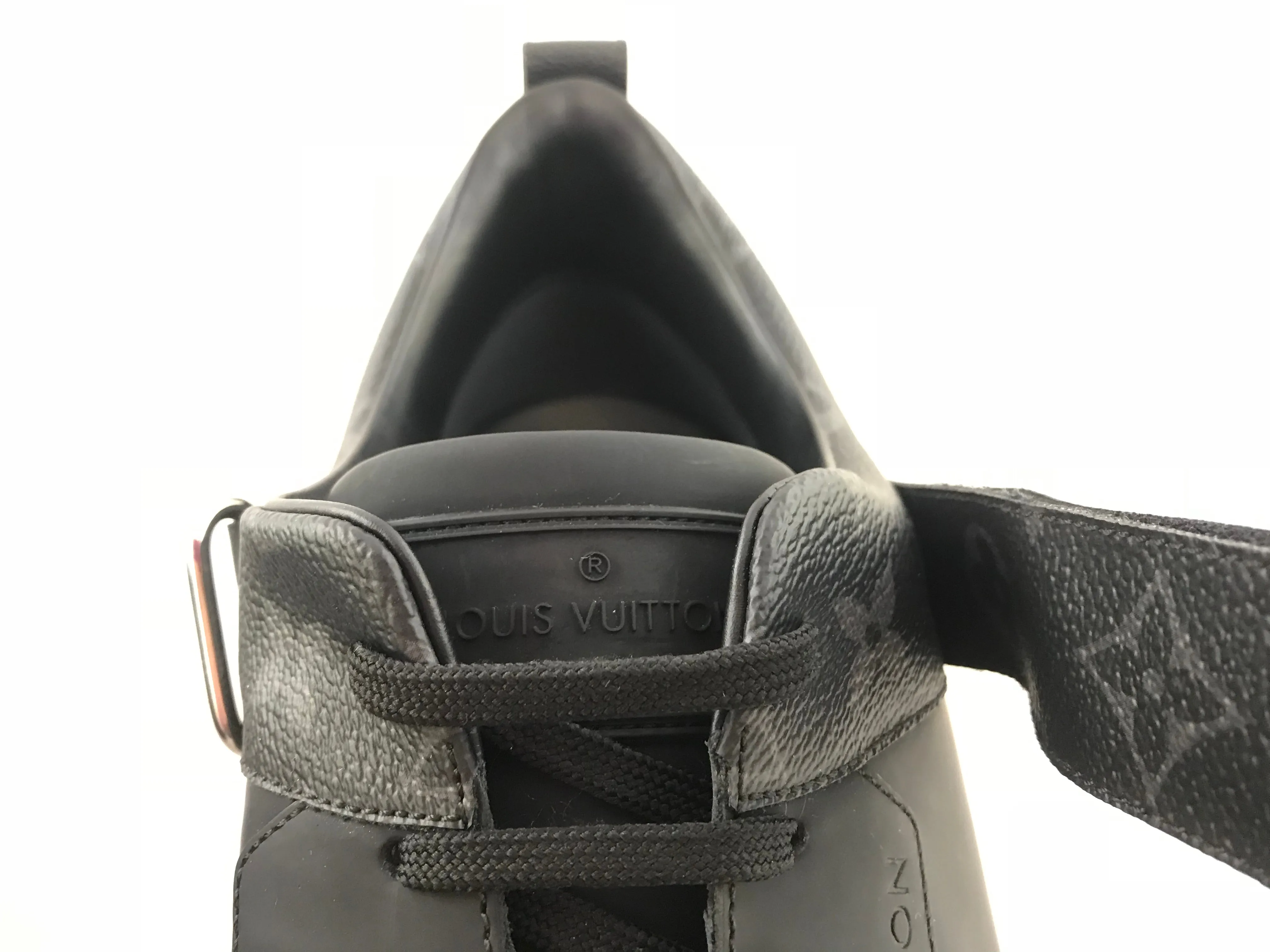 Passenger Sneaker