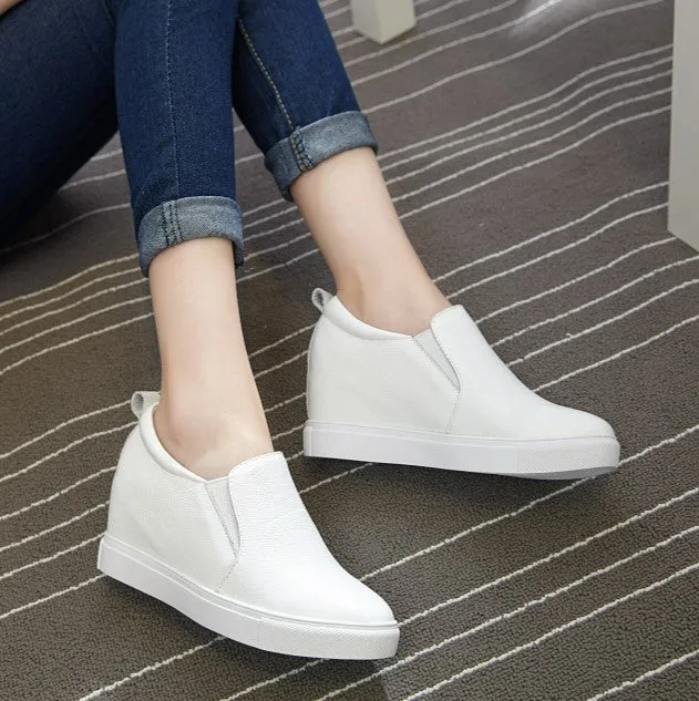 Petite Size Slip On Sneakers SS383