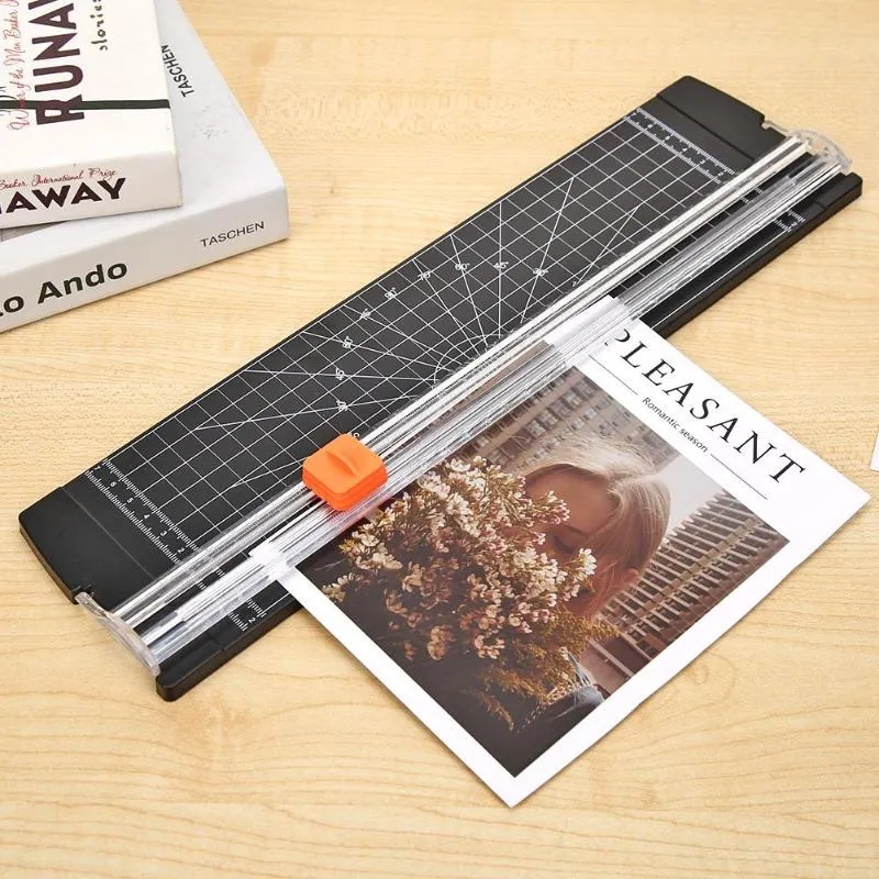 Portable Photo Cutter and Trimmer