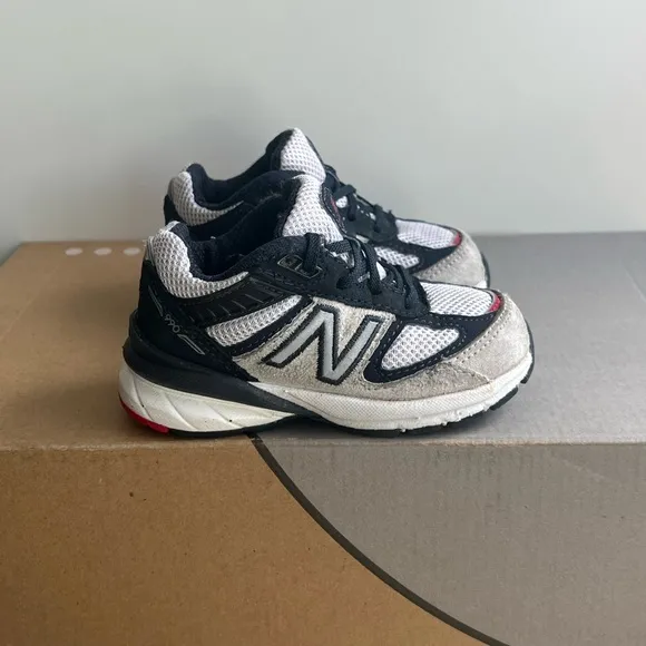 RARE New Balance 990 Toddler Sneakers- SZ 5 C