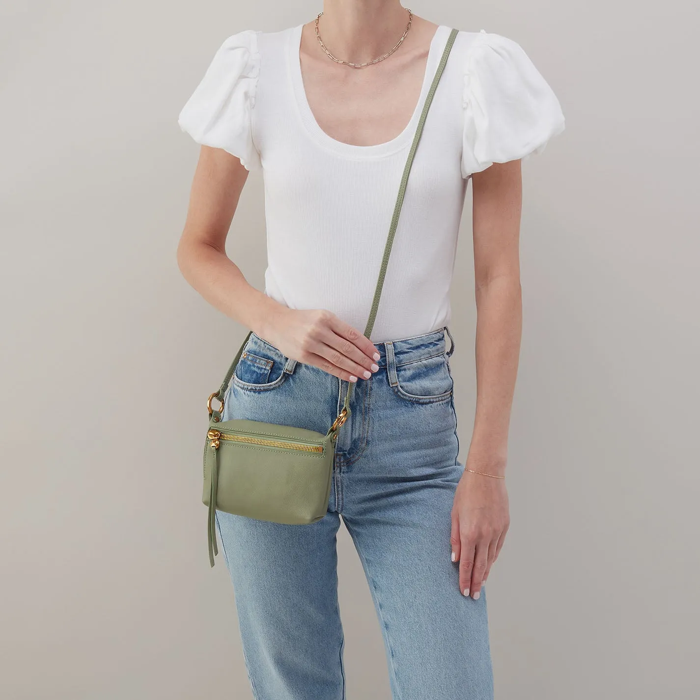 Run About Crossbody In Pebbled Leather - Watercress
