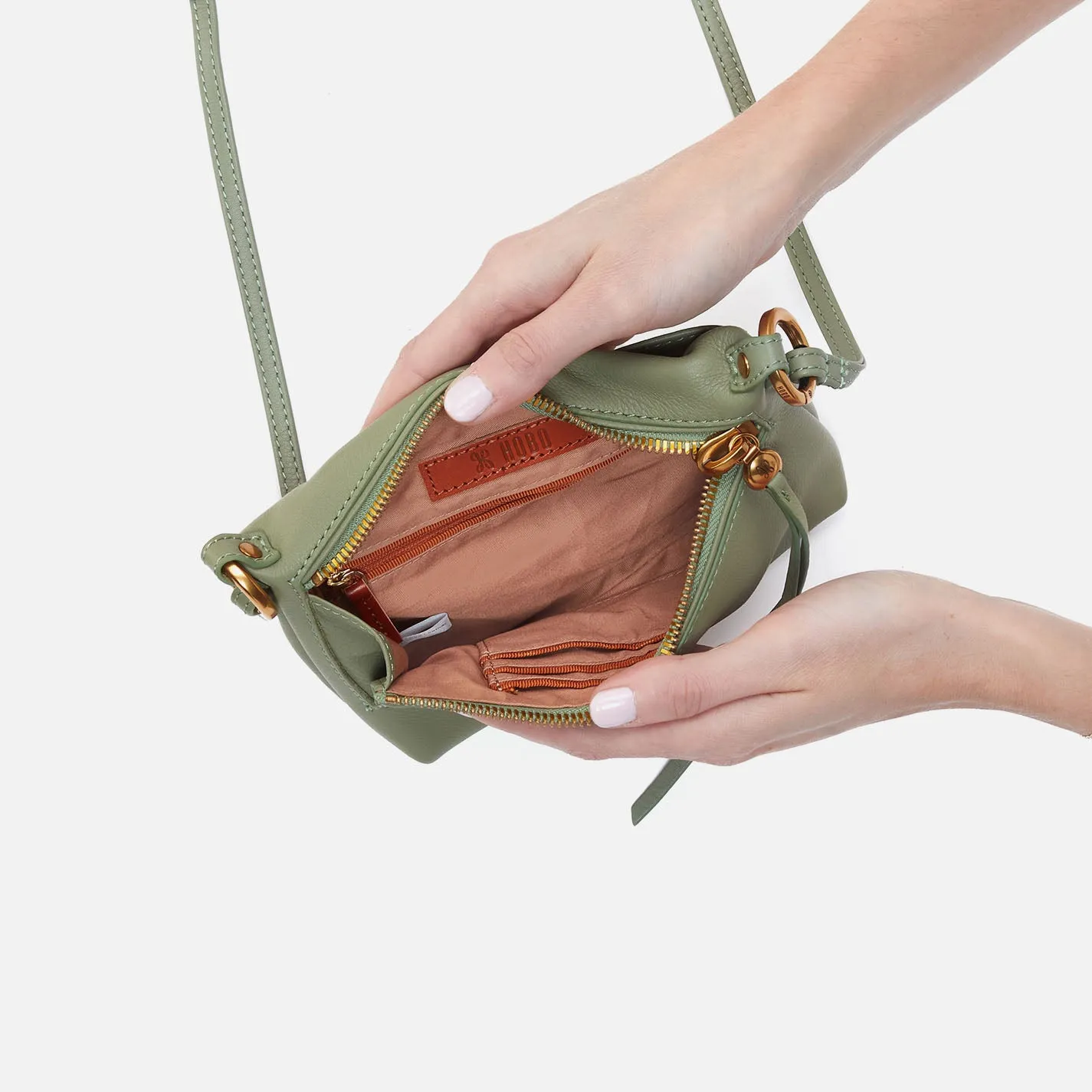 Run About Crossbody In Pebbled Leather - Watercress