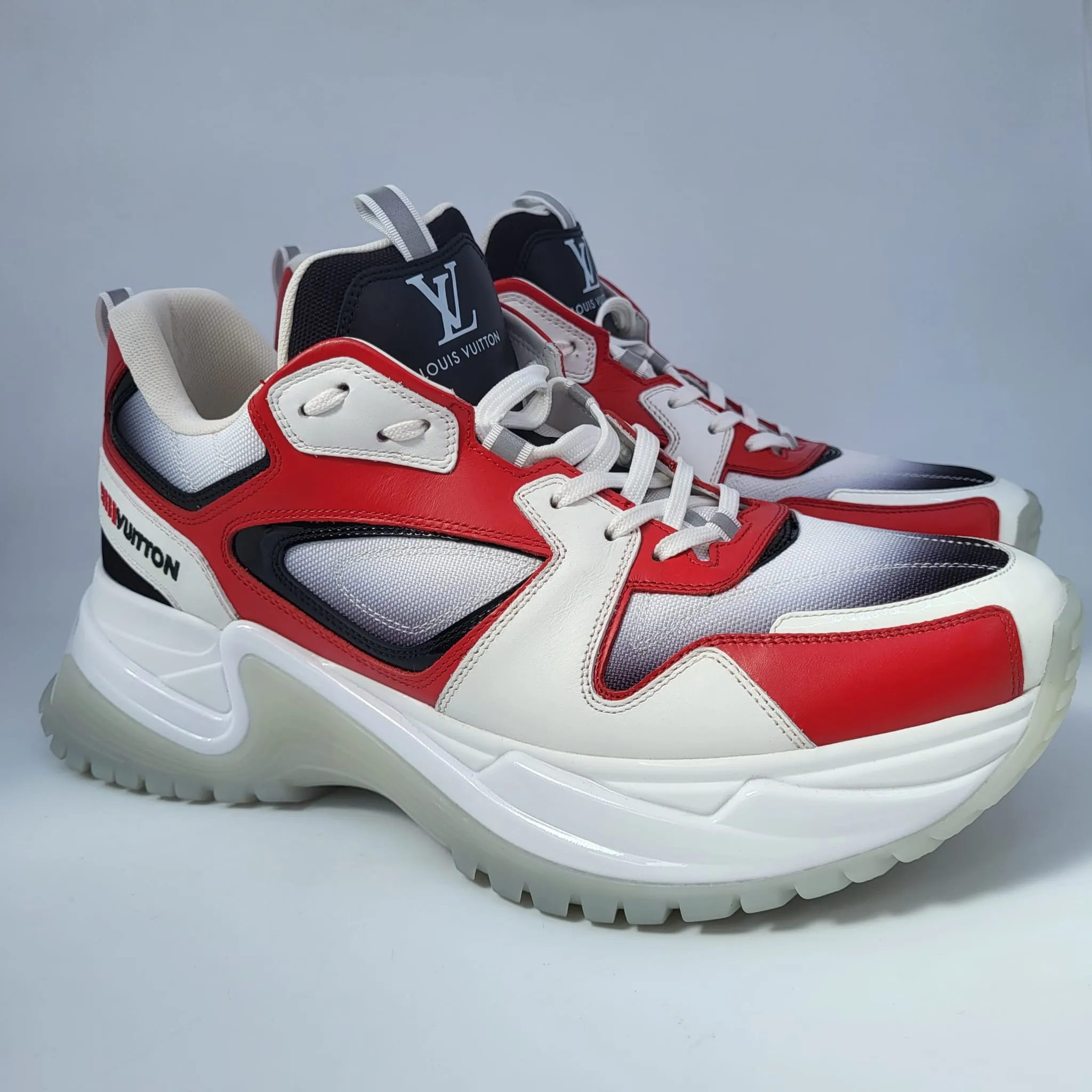 Run Away Pulse Sneaker